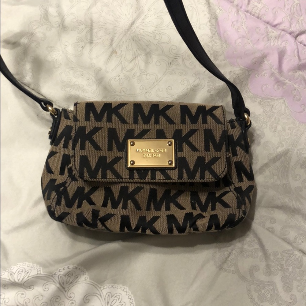 Michael Kors crossbody